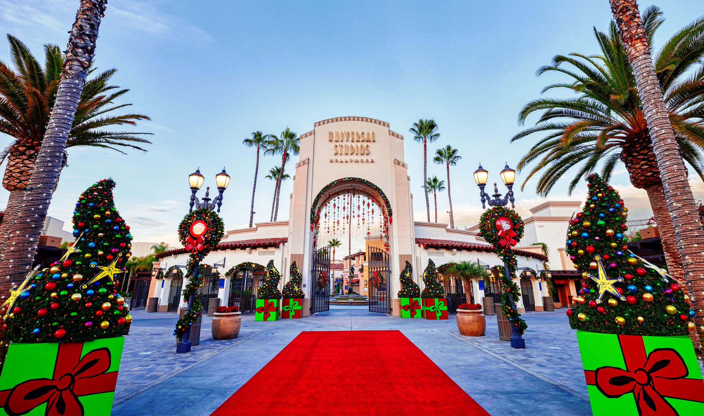 Holidays at Universal Studios Hollywood Attraction Insight