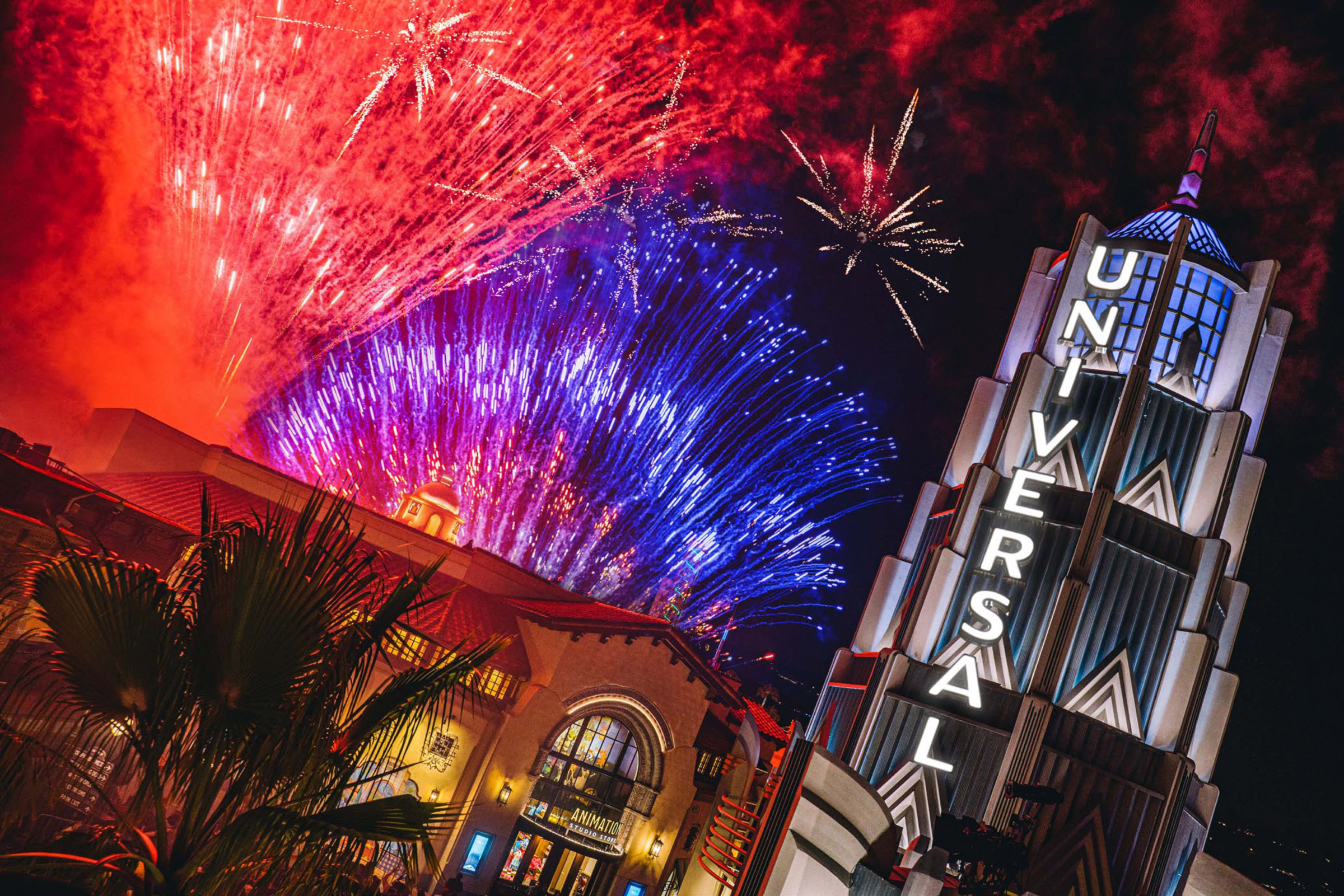 Universal Studios Hollywood Celebrates the 4th of July Attraction Insight